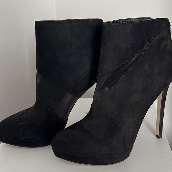 Aldo Black Suede Bootie Size 8 - Picture 6 of 6